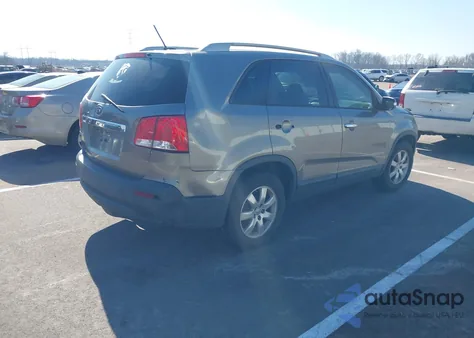 2013 Kia Sorento Lx V6 z USA, uszkodzony, nr VIN 5XYKT4A24DG390043
